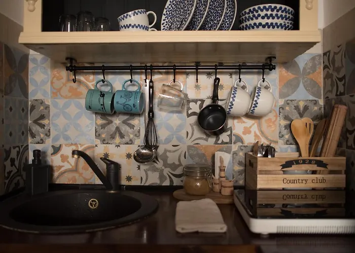 Crown Of Karolina Braşov